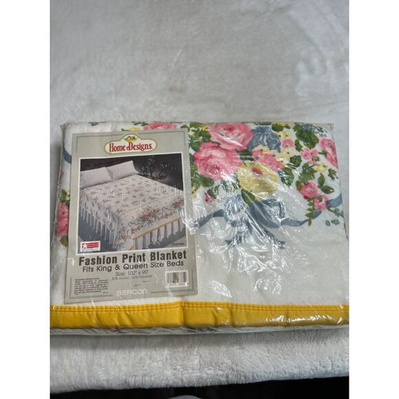 Home Designs Fashion Print Beacon blanket fits king/ Queen - Picture 8 of 8